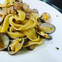 Soutè di vongole e cozze fresche